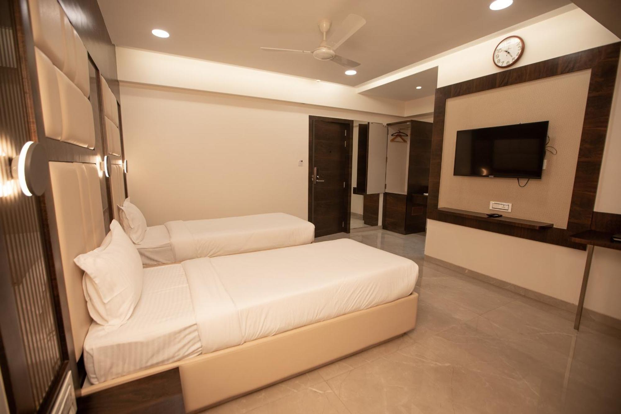 Hotel Naaz Executive Bombaim Exterior foto